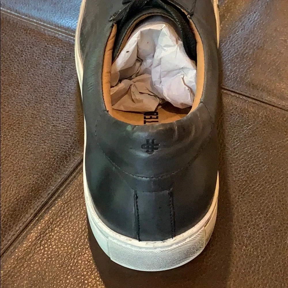 NWB Brothers United Perforated Detail Sneakers 8.5 - Picture 7 of 8